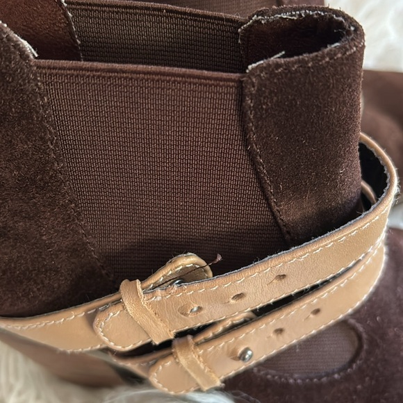 Women’s popular KELSI DAGGER ANKLE BOOTS. Size 6.5 - Picture 4 of 7